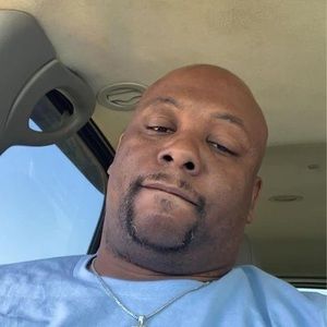 Meet your Posher, Louis